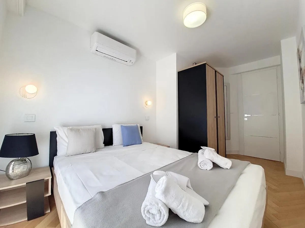 Nestor&Jeeves - Floreal Beach - Central - Close Sea Nice 0*,
